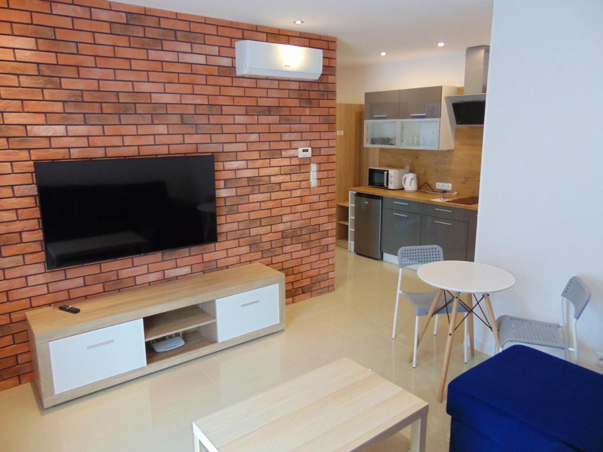 Apartamenty Monik Świętochłowice Zimmer foto